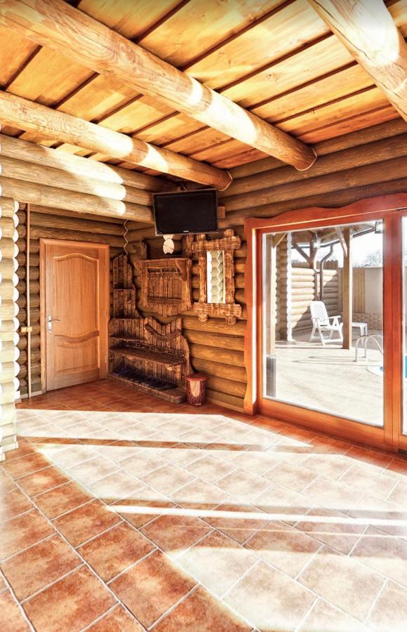Візит Hotel Bushtyno ภายนอก รูปภาพ