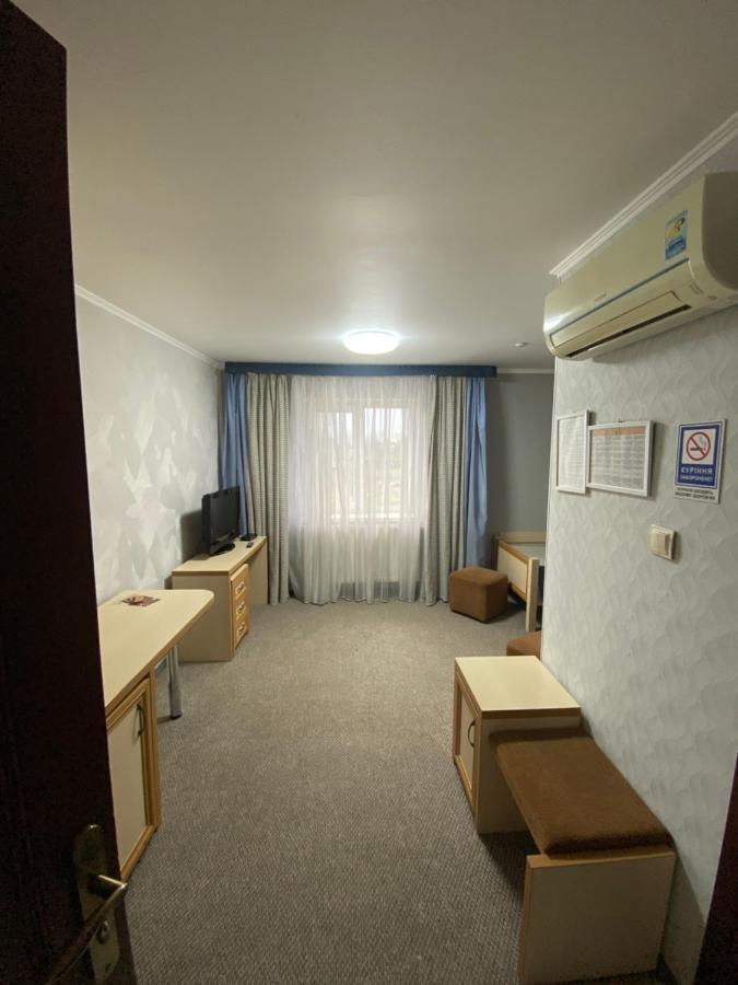 Візит Hotel Bushtyno ภายนอก รูปภาพ