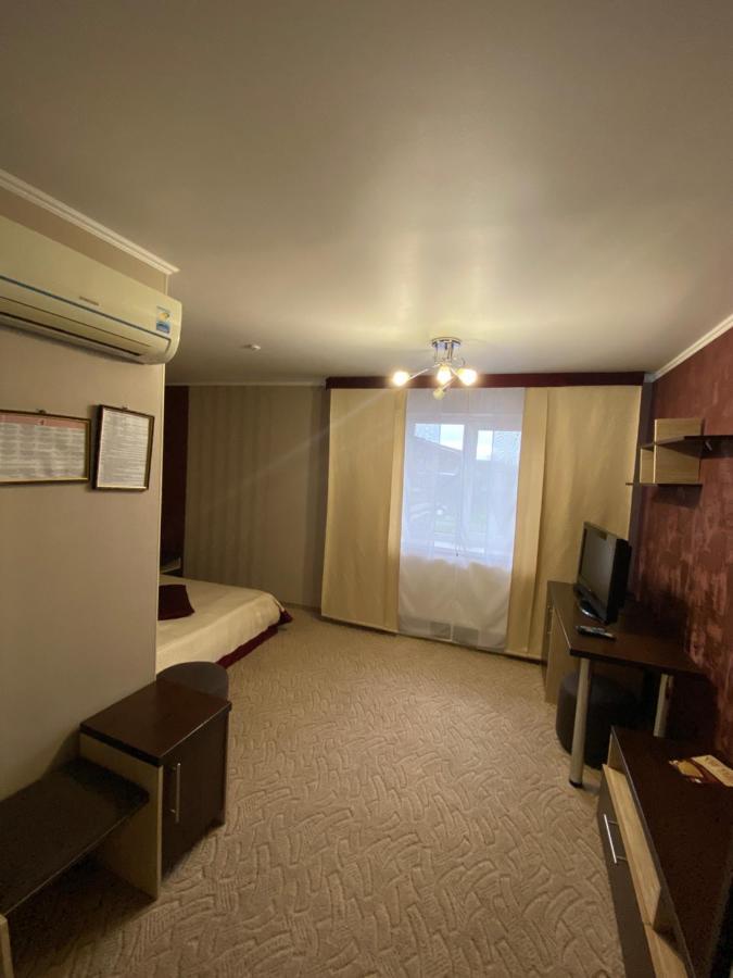 Візит Hotel Bushtyno ภายนอก รูปภาพ